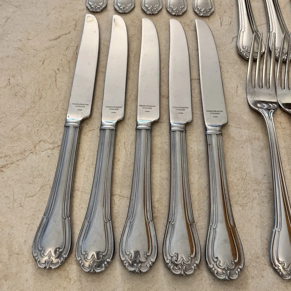 Reed & Barton spoons ~8